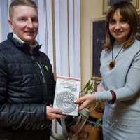 Гонорар дипломата рятуватиме бійця